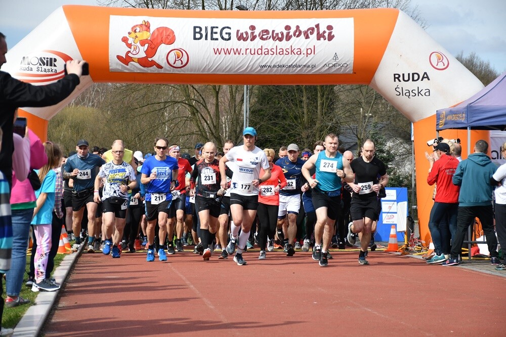 Na pierwszym w tym roku "Biegu Wiewiórki" stawiło się ponad 350 uczestników. / fot. Jacek Knapik