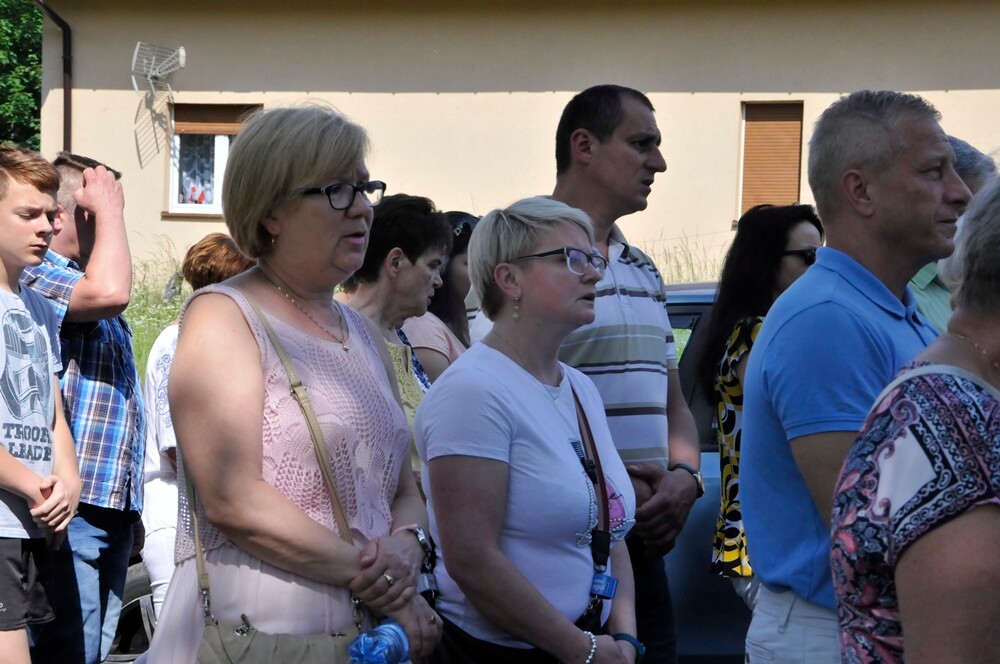 Ulicami wszystkich dzielnic naszego miasta przeszły dzisiaj procesje z okazji obchodów Uroczystości Najświętszego Ciała i Krwi Chrystusa. Wierni wspominają w ten dzień Ostatnią Wieczerzę oraz Przeistoczenie chleba i wina w Ciało i Krew Jezusa Chrystusa.