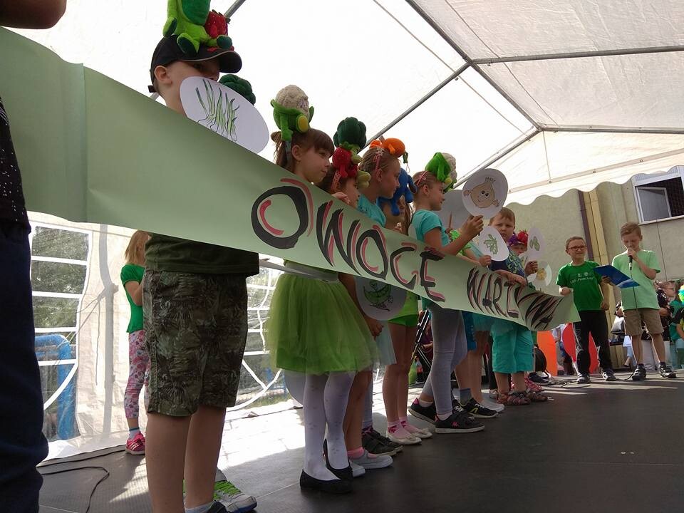 Ostatnio w Szkole Podstawowej nr 23 im. Jana Brzechwy odbyła się kolejna edycja "Brzechwolandii". Uczniowie wzięli udział w wielu przygotowanych dla nich atrakcji.