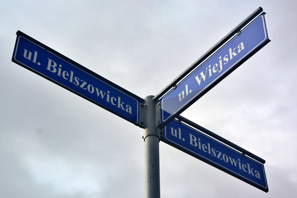 Prace na budowie czwartego etapu trasy N-S w Rudzie Śląskiej wrą! Jak zapowiadają rudzcy urzędnicy, jeżeli wszystko pójdzie zgodnie z planem, pod koniec 2023 roku będziemy mogli trasą N-S przejechać do ulicy Bielszowickiej i 1 Maja. Zobaczcie, jak postępują prace.

fot. Jacek Knapik