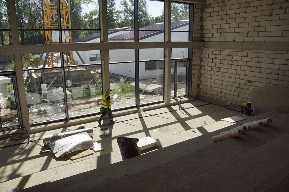 Budowa nowej siedziby Szkoły Podstawowej nr 17 w Bielszowicach idzie pełną parą / fot. K. Bauszek