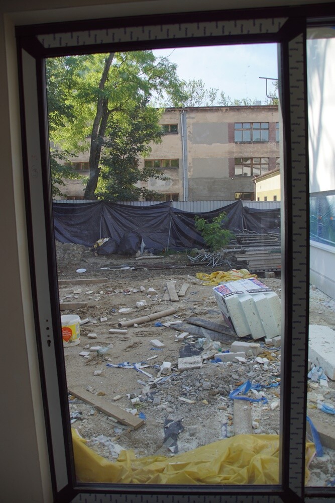 Budowa nowej siedziby Szkoły Podstawowej nr 17 w Bielszowicach idzie pełną parą / fot. Karolina Bauszek