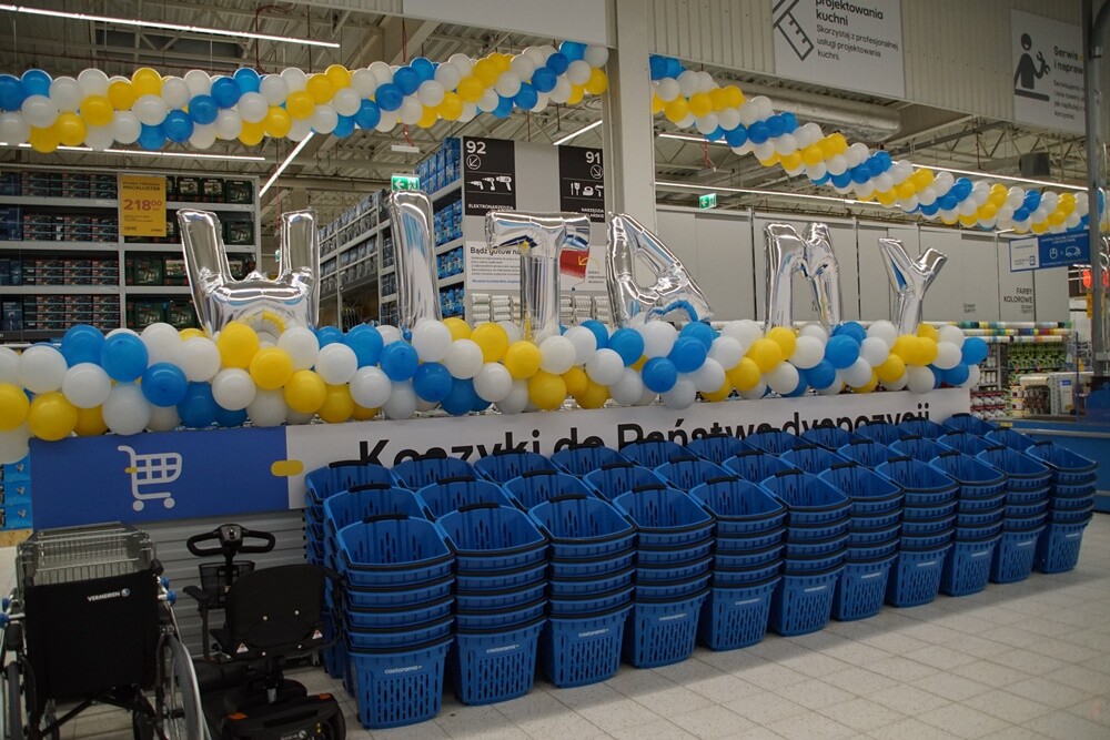 Castorama w Rudzie Śląskiej już otwarta. Sklep powstał w miejscu dawnego Tesco, przy ul. Bukowej 4. Jest to już osiemdziesiąty piąty sklep tego marketu budowlanego w naszym kraju.