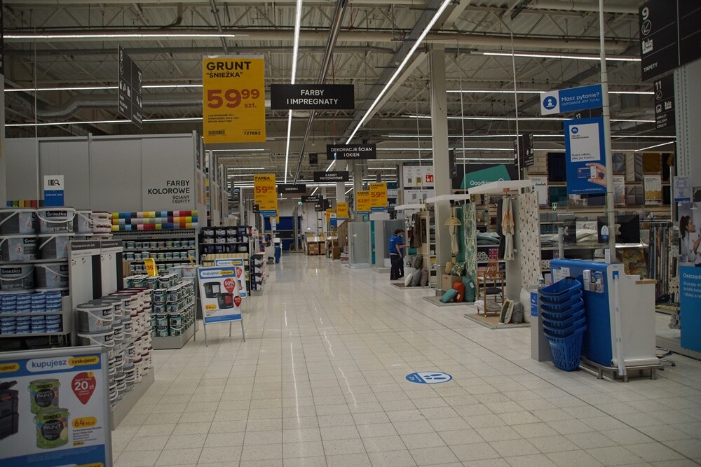 Castorama w Rudzie Śląskiej już otwarta. Sklep powstał w miejscu dawnego Tesco, przy ul. Bukowej 4. Jest to już osiemdziesiąty piąty sklep tego marketu budowlanego w naszym kraju.