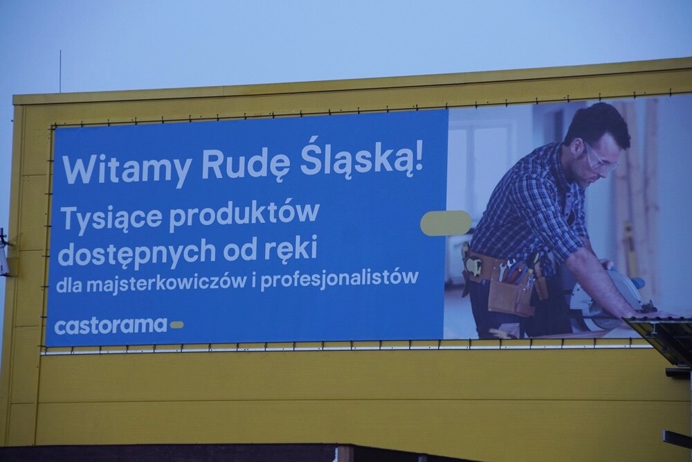 Castorama w Rudzie Śląskiej już otwarta. Sklep powstał w miejscu dawnego Tesco, przy ul. Bukowej 4. Jest to już osiemdziesiąty piąty sklep tego marketu budowlanego w naszym kraju.
