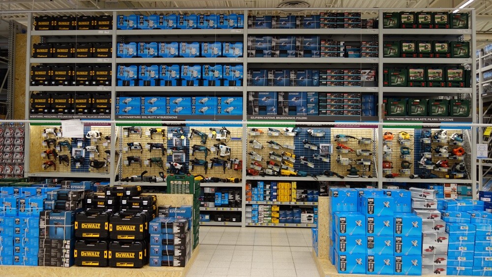 24 lutego w Rudzie Śląskiej swoje podwoje otworzy pierwszy sklep Castorama w tym mieście. Na klientów czeka specjalna oferta i wiele promocji, a także bezpłatny transport w strefie pierwszej. 

materiały zewnętrzne