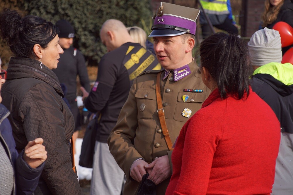 W sobotę odbył się Charytatywny II Bieg Otwartych Serc. Prawie 200 osób wzięło udział w wydarzeniu, by wesprzeć podopiecznych Stowarzyszenia "Otwarte Serca " w Rudzie Śląskiej.