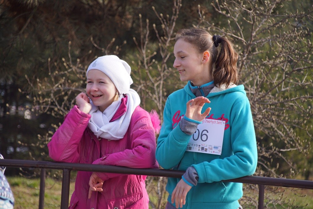 W sobotę odbył się Charytatywny II Bieg Otwartych Serc. Prawie 200 osób wzięło udział w wydarzeniu, by wesprzeć podopiecznych Stowarzyszenia "Otwarte Serca " w Rudzie Śląskiej.