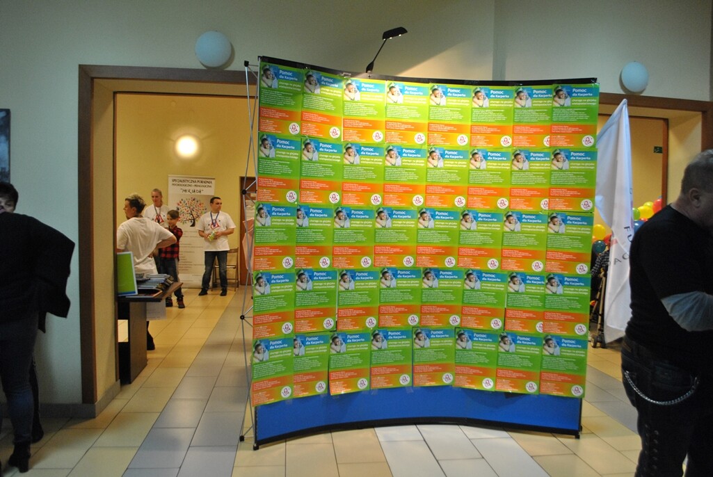 18 listopada 2018 roku w bielszowickim Domu Kultury odbył się Charytatywny Koncert dla Kacperka, który walczy o życie, a dla którego w mieście od jakiegoś czasu trwają zbiórki pieniędzy przy okazji różnych wydarzeń, o których pisaliśmy na naszych łamach.