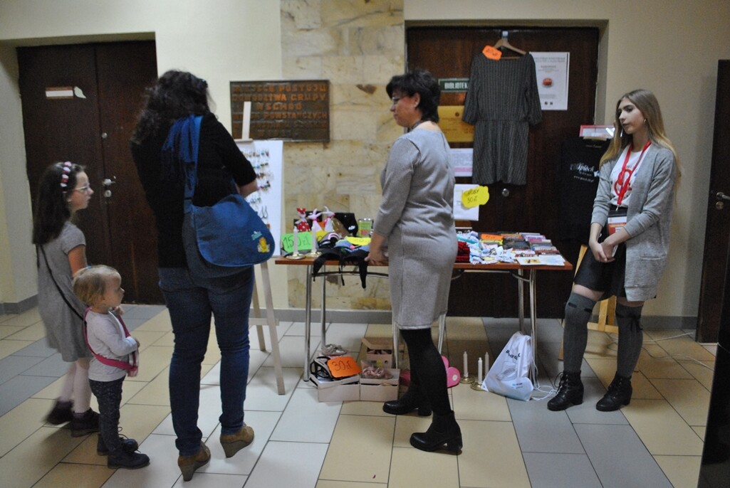 18 listopada 2018 roku w bielszowickim Domu Kultury odbył się Charytatywny Koncert dla Kacperka, który walczy o życie, a dla którego w mieście od jakiegoś czasu trwają zbiórki pieniędzy przy okazji różnych wydarzeń, o których pisaliśmy na naszych łamach.