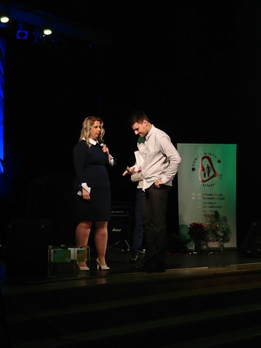 18 listopada 2018 roku w bielszowickim Domu Kultury odbył się Charytatywny Koncert dla Kacperka, który walczy o życie, a dla którego w mieście od jakiegoś czasu trwają zbiórki pieniędzy przy okazji różnych wydarzeń, o których pisaliśmy na naszych łamach.