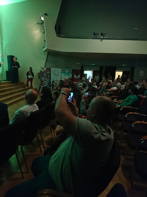 18 listopada 2018 roku w bielszowickim Domu Kultury odbył się Charytatywny Koncert dla Kacperka, który walczy o życie, a dla którego w mieście od jakiegoś czasu trwają zbiórki pieniędzy przy okazji różnych wydarzeń, o których pisaliśmy na naszych łamach.