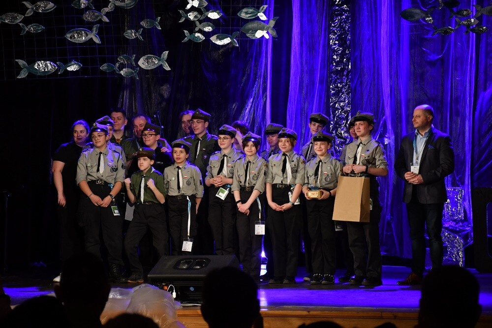 W żeglarskim klimacie przebiegła tegoroczna edycja Festiwalu Piosenki Harcerskiej i Turystycznej "Cmok Song". W miniony weekend prawie 400 uczestników po raz 29. zaprezentowało swoje wokalne i muzyczne talenty. 

fot. Jacek Knapik