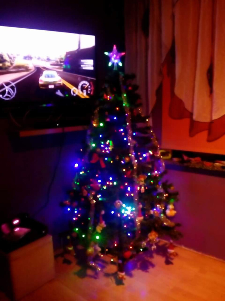 Nasza kolorowo migoczącą choinka :)
Autor: Małgorzata Buchta