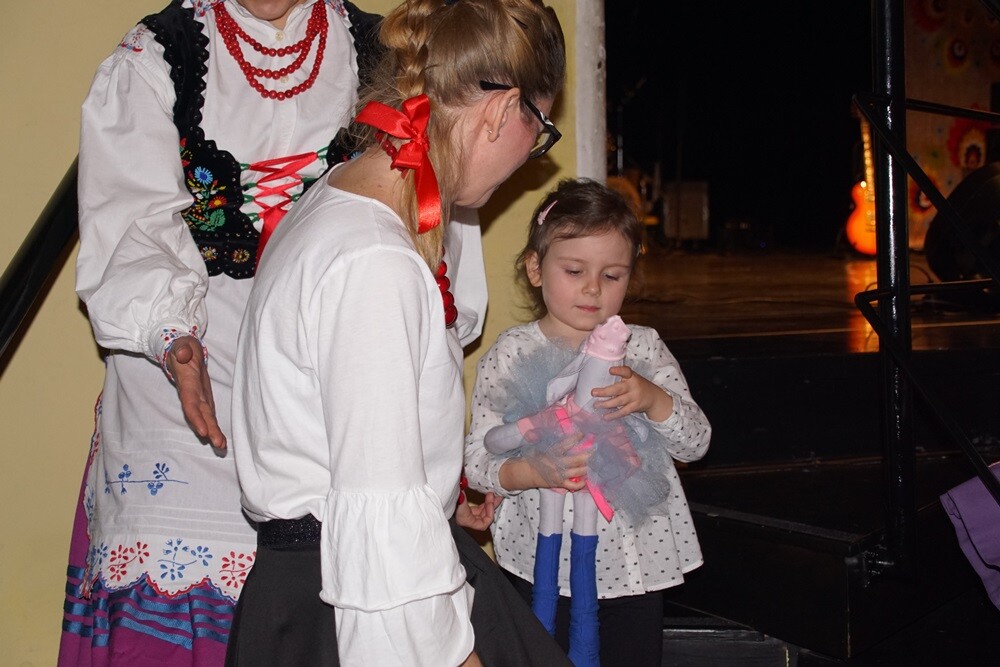 Beata, Stasiu, Paweł - wszyscy związani są z Zespołem Pieśni i Tańca "Rudzianie". To dla nich wczoraj został zorganizowany koncert charytatywny.