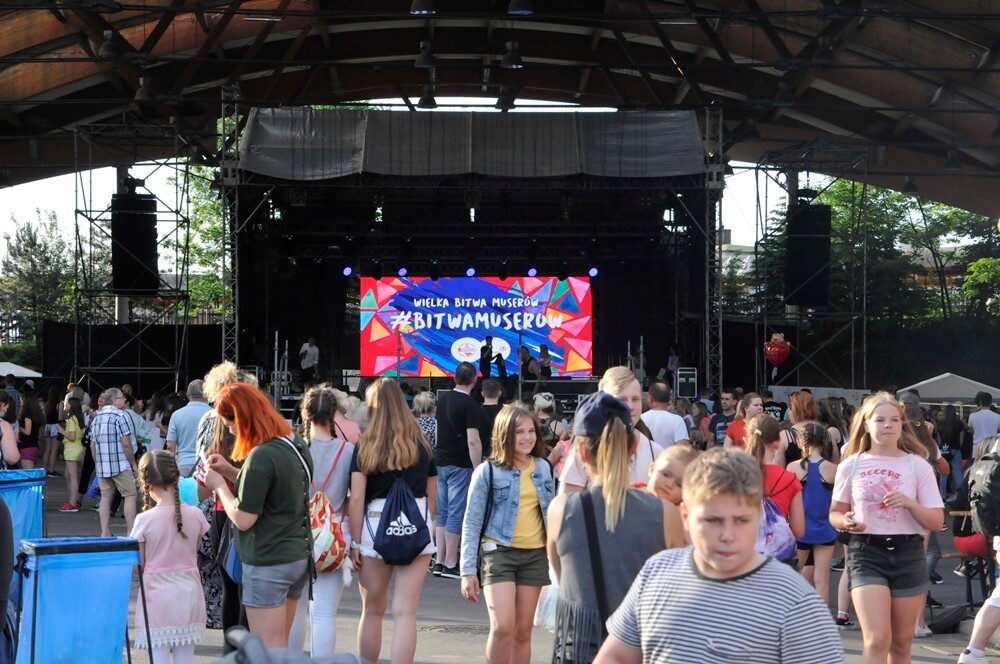 Zaczęliśmy wielkie Święto Miasta! W piątek na Terenach Targowych w Rudzie Śląskiej – Wirku, z okazji Dni Rudy Śląskiej przygotowano masę atrakcji – tym razem dla młodszych mieszkańców miasta.