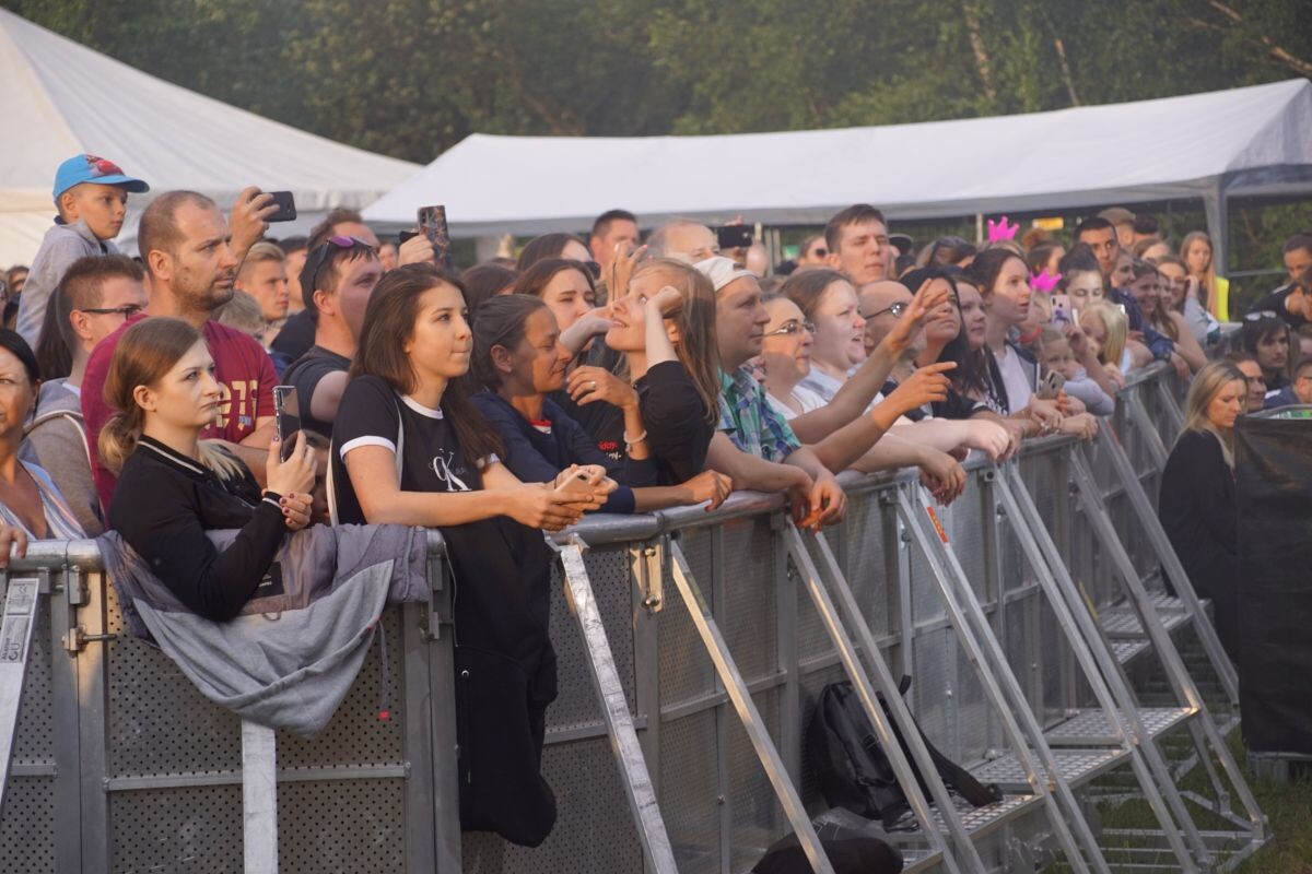 Dni Rudy Śląskiej trwają w najlepsze! Trzeci dzień był niezwykle intensywny muzycznie, a na scenie pojawiły się takie gwiazdy jak Ewelina Lisowska i Doda.