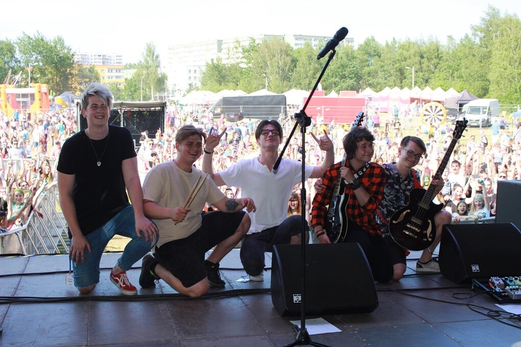 Dzisiaj na mieszkańców naszego miasta czekał kolorowy zawrót głowy. W Bykowinie odbył się Holi Festiwal Poland - ogólnopolska edycja robiącego furorę na całym świecie festiwalu kolorów.