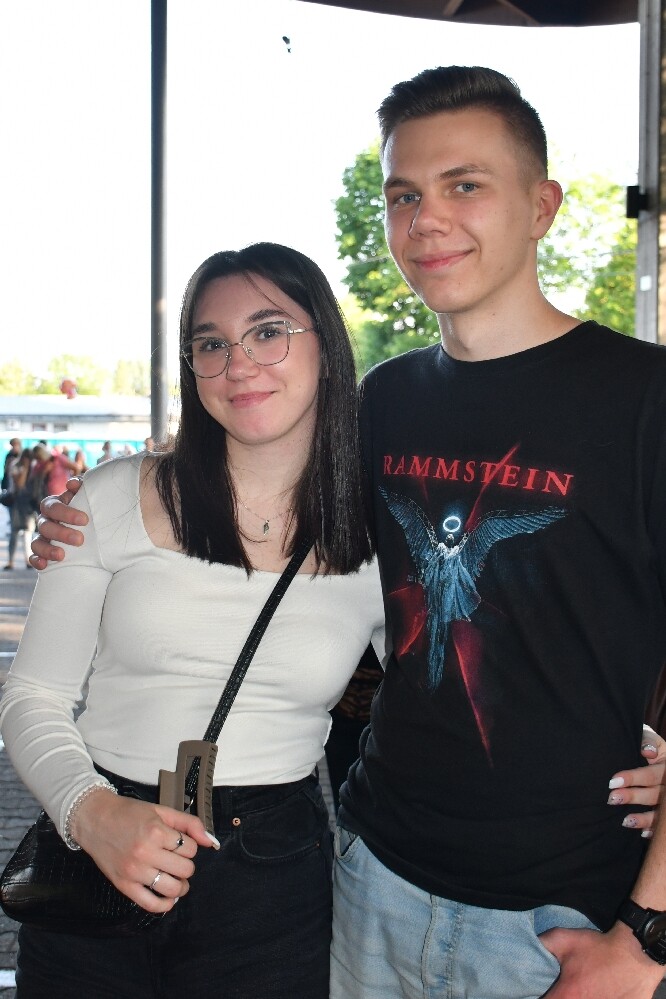 Po czterech latach powróciły Dni Rudy Śląskiej! Wczoraj na scenie zagrały zespoły CoverNostra, Oberschlesien i Mary Spolsky. W finałowym koncercie Zespołu Dżem  uczestniczyło ponad 7 tysięcy osób! Zobaczcie zdjęcia i filmy!

fot. Jacek Knapik