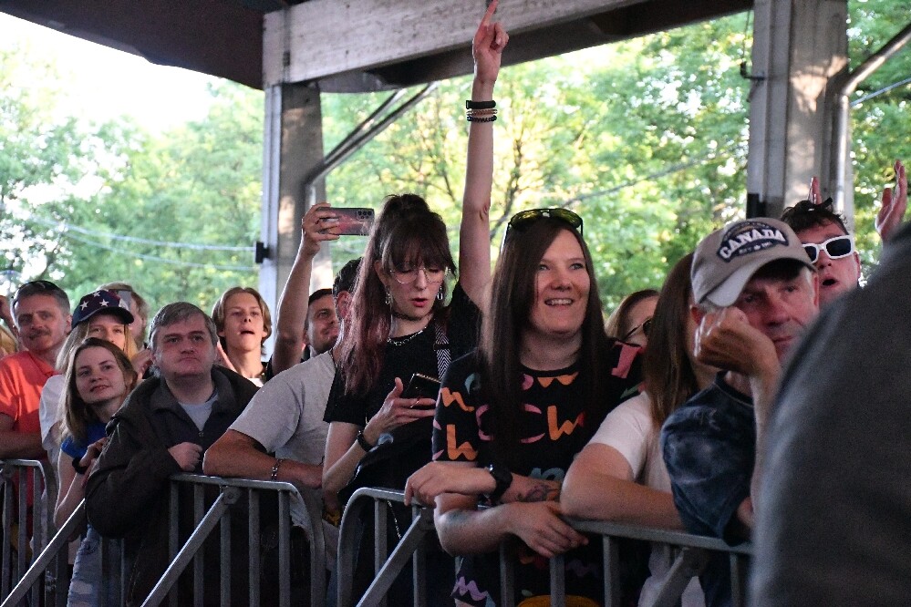 Po czterech latach powróciły Dni Rudy Śląskiej! Wczoraj na scenie zagrały zespoły CoverNostra, Oberschlesien i Mary Spolsky. W finałowym koncercie Zespołu Dżem  uczestniczyło ponad 7 tysięcy osób! Zobaczcie zdjęcia i filmy!

fot. Jacek Knapik