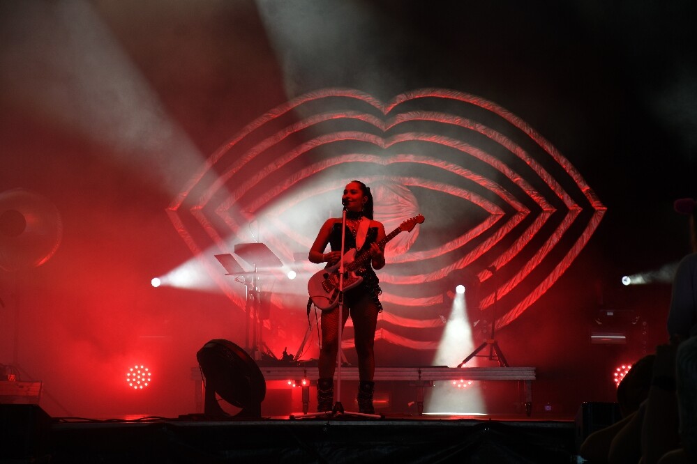 Po czterech latach powróciły Dni Rudy Śląskiej! Wczoraj na scenie zagrały zespoły CoverNostra, Oberschlesien i Mary Spolsky. W finałowym koncercie Zespołu Dżem  uczestniczyło ponad 7 tysięcy osób! Zobaczcie zdjęcia i filmy!

fot. Jacek Knapik