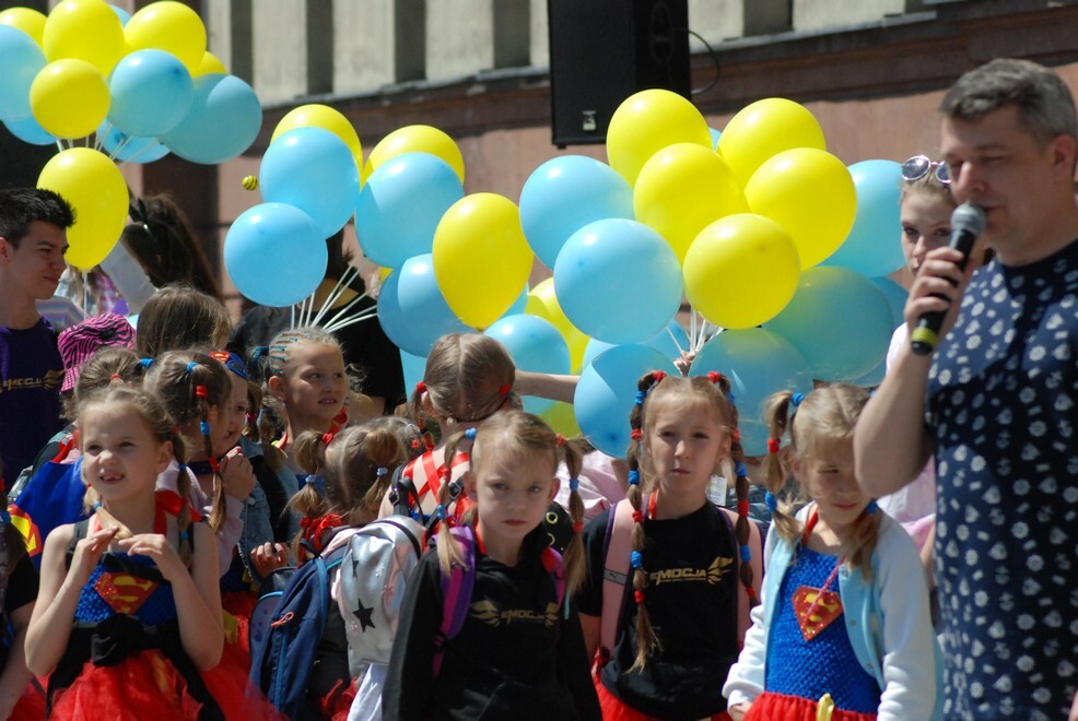 Tegoroczne Dni Rudy Śląskiej połączono z miejskimi obchodami Dnia Dziecka. Impreza dla najmłodszych mieszkańców naszego miasta zainaugurowała w sobotę, 3 czerwca, wielkie świętowanie.