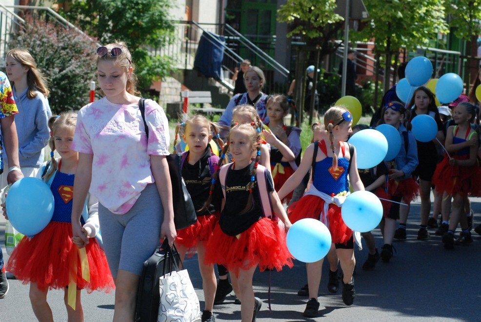 Tegoroczne Dni Rudy Śląskiej połączono z miejskimi obchodami Dnia Dziecka. Impreza dla najmłodszych mieszkańców naszego miasta zainaugurowała w sobotę, 3 czerwca, wielkie świętowanie.