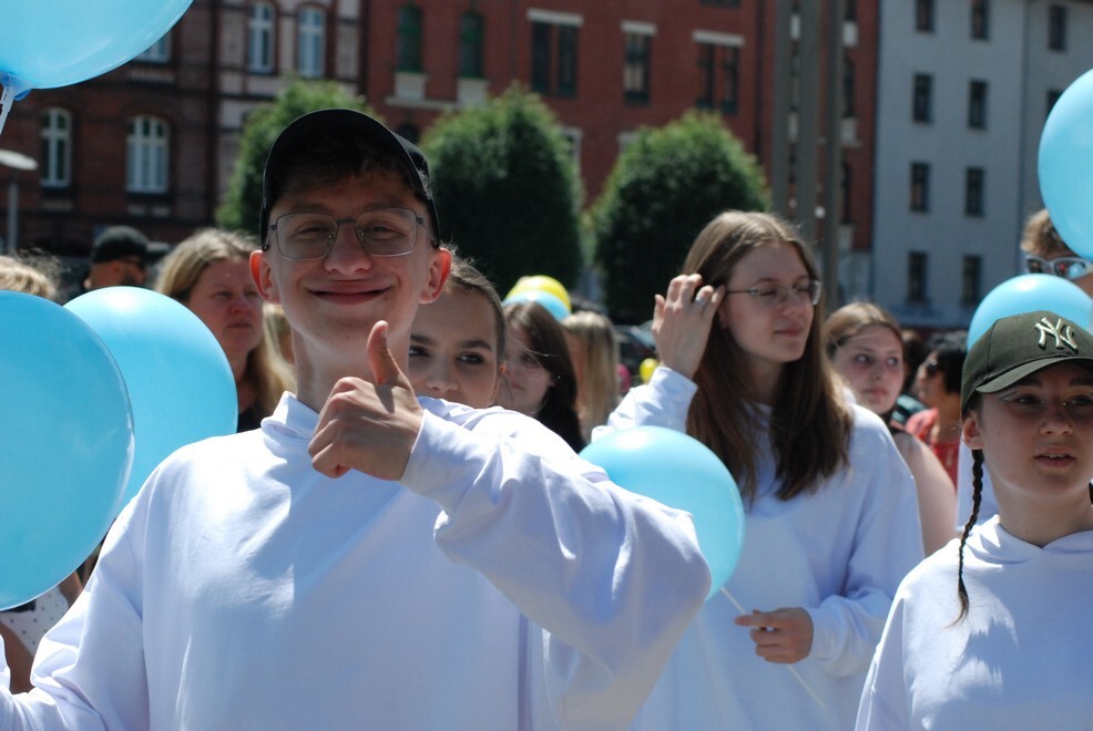 Tegoroczne Dni Rudy Śląskiej połączono z miejskimi obchodami Dnia Dziecka. Impreza dla najmłodszych mieszkańców naszego miasta zainaugurowała w sobotę, 3 czerwca, wielkie świętowanie.