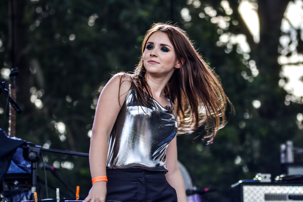 Za nami pierwszy, bardzo udany dzień obchodów Święta Miasta. Na scenie królował rock, a przed sceną pojawiły się setki widzów. My też tam byliśmy, mamy dla Was prawie setkę zdjęć!