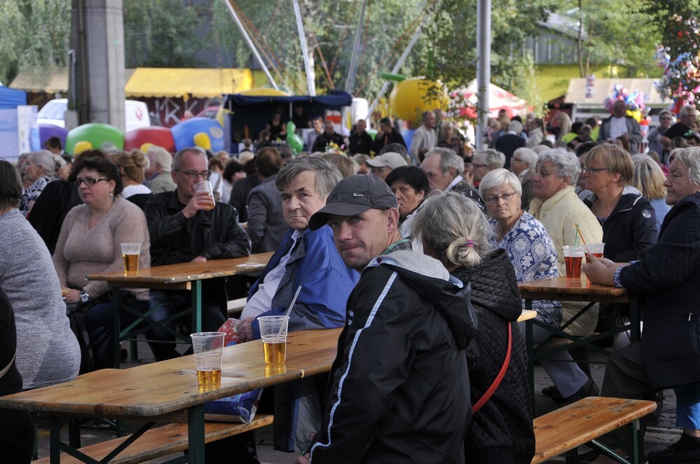 W tym roku po raz pierwszy w Rudzie Śląskiej uroczyście obchodziliśmy dożynki, które rozpoczęły się mszą świętą w kościele pw. św. Wawrzyńca na Wirku, a zakończyły wspaniałą zabawą na miejskim targowisku.