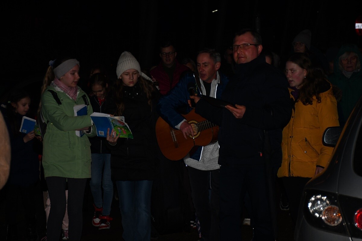 Droga Krzyżowa ulicami miasta. / fot. Jacek Knapik