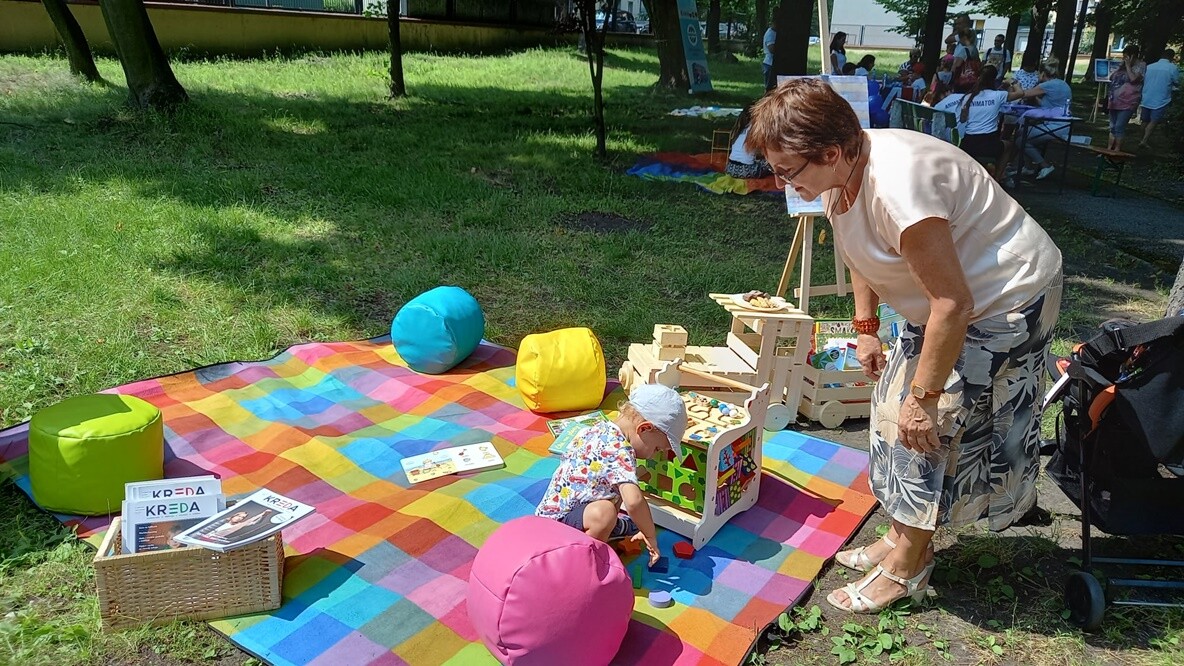 W sobotę, 17 lipca, odbyło się drugie spotkanie z cyklu "Ogrodu Śniadaniowego" organizowanego przez Miejskie Centrum Kultury im. H. Bisty w Rudzie Śląskiej.

fot. MCK