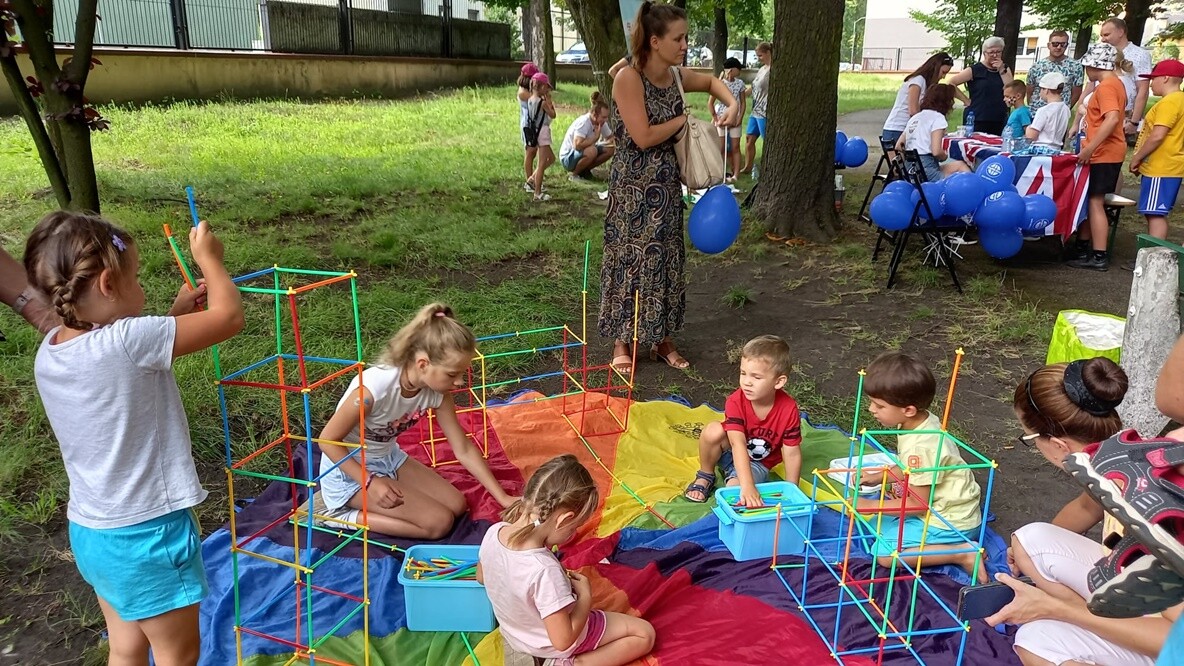 W sobotę, 17 lipca, odbyło się drugie spotkanie z cyklu "Ogrodu Śniadaniowego" organizowanego przez Miejskie Centrum Kultury im. H. Bisty w Rudzie Śląskiej.

fot. MCK