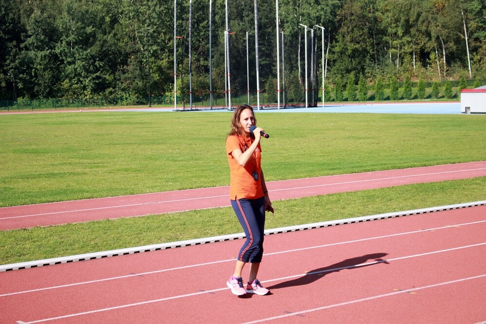 Mali rudzianie w niedzielę mieli okazję sprawdzić swoje siły w biegach sprinterskich! Ruda Śląska była jednym z pięciu miast w Polsce, gdzie została zorganizowana Dziecięca Liga Lekkoatletyczna.