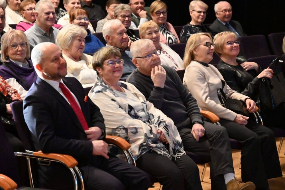 Dzień Babci i Dziadka w Domu Kultury/fot. FB Michał Pierończyk