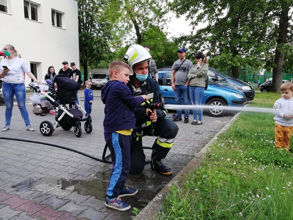 Pierwszy czerwca to wyjątkowy dzień dla wszystkich dzieci. Nie inaczej było w naszym mieście. Na Orliku w Nowym Bytomiu pracownicy Miejskiego Ośrodka Sportu i Rekreacji zorganizowali wyjątkowy Dzień Dziecka. 