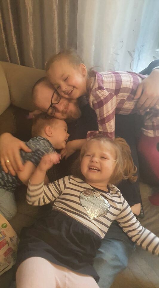 Dzisiaj obchodzimy najbardziej radosne święto w roku – Dzień Dziecka. Z tej okazji zaprosiliśmy rudzian do wzięcia udziału w naszej zabawie. Zobaczcie zdjęcia, które do nas przysłali.