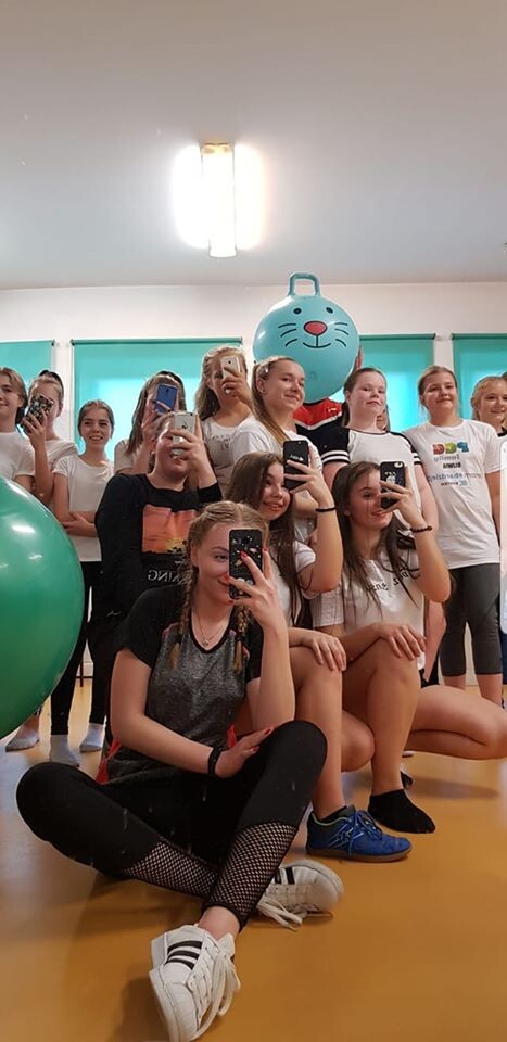 Dzisiaj obchodzimy najbardziej radosne święto w roku – Dzień Dziecka. Z tej okazji zaprosiliśmy rudzian do wzięcia udziału w naszej zabawie. Zobaczcie zdjęcia, które do nas przysłali.