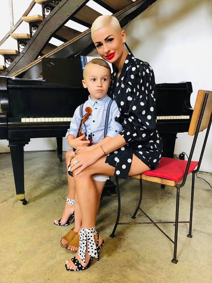 Dzisiaj obchodzimy najbardziej radosne święto w roku – Dzień Dziecka. Z tej okazji zaprosiliśmy rudzian do wzięcia udziału w naszej zabawie. Zobaczcie zdjęcia, które do nas przysłali.