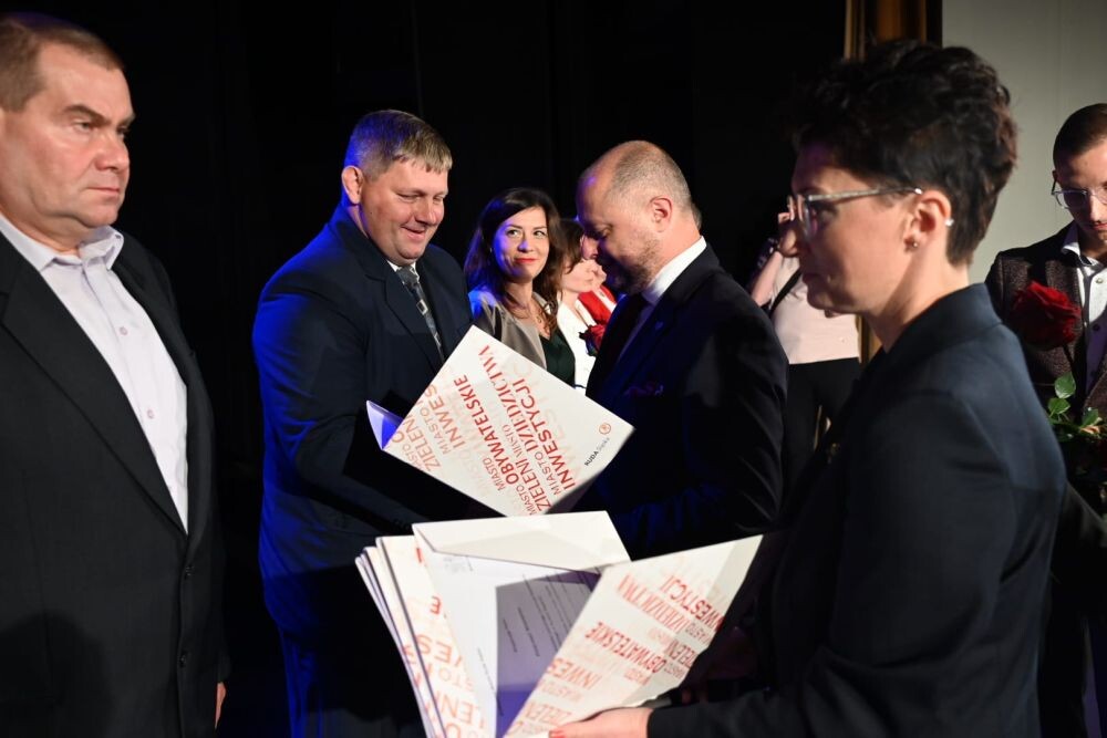 Miejskie obchody Dnia Edukacji Narodowej 2024/fot. FB Michał Pierończyk