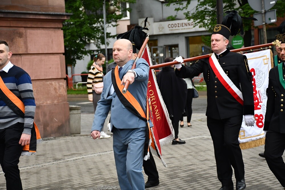 Dzień Hutnika w Rudzie Śląskiej. Hołd dla tradycji i św. Floriana.