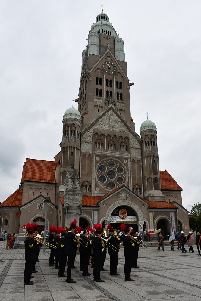 Dzień Hutnika w Rudzie Śląskiej. Hołd dla tradycji i św. Floriana.