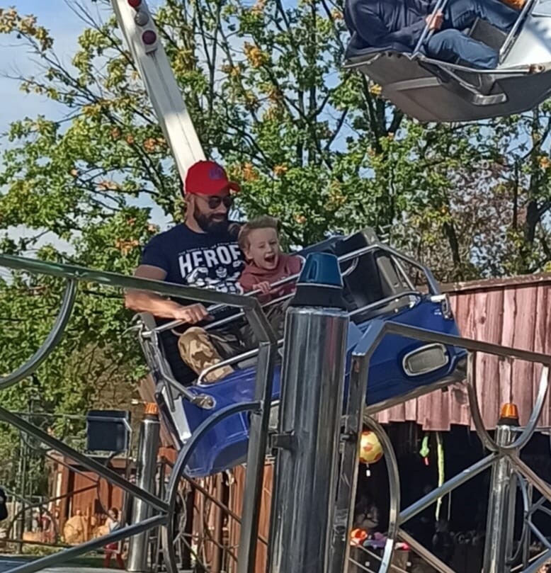 Wczoraj obchodziliśmy Dzień Ojca. Z tej wyjątkowej okazji zapraszamy do obejrzenia galerii przygotowanej ze zdjęć przesłanych przez naszych Czytelników.