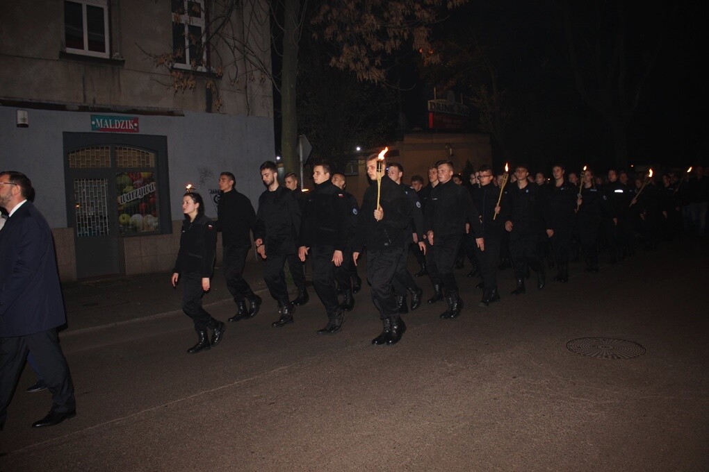 W piątek w ZSO nr 4 im. HC Hoovera w Rudzie Śląskiej odbyły się uroczyste obchody 100–lecia odzyskania niepodległości przez Polskę, połączone z tradycyjnym Dniem Podchorążego.