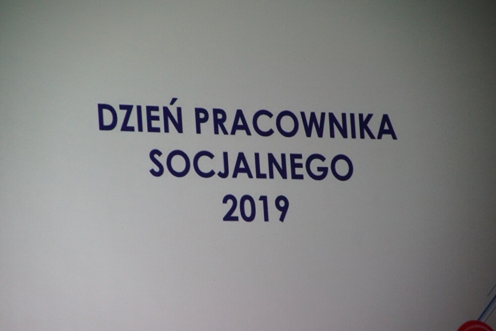 Prawie 300 pracowników Miejskiego Ośrodka Pomocy Społecznej w Rudzie Śląskiej obchodziło wczoraj swoje święto.