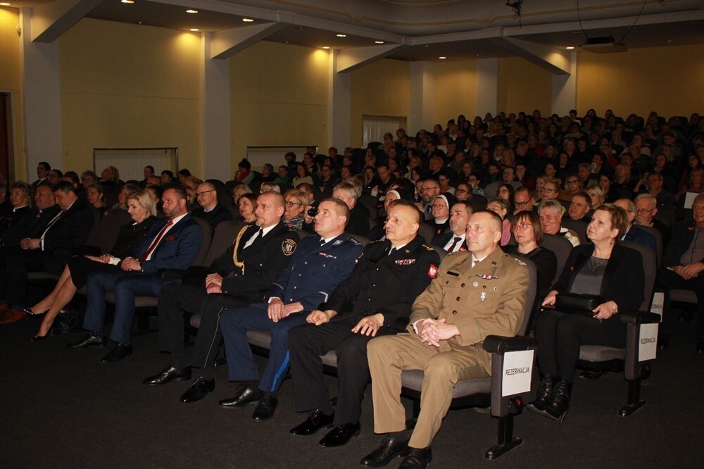 Prawie 300 pracowników Miejskiego Ośrodka Pomocy Społecznej w Rudzie Śląskiej obchodziło wczoraj swoje święto. 

fot. UM Ruda Śląska