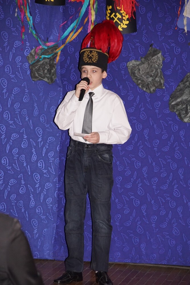 Piękne stroje i ogromne zamiłowanie do śląskiej kultury i tradycji zaprezentowali dzisiaj (12.03) uczniowie Szkoły Podstawowej nr 2 w Bykowinie, podczas obchodów Dnia Śląskiego.