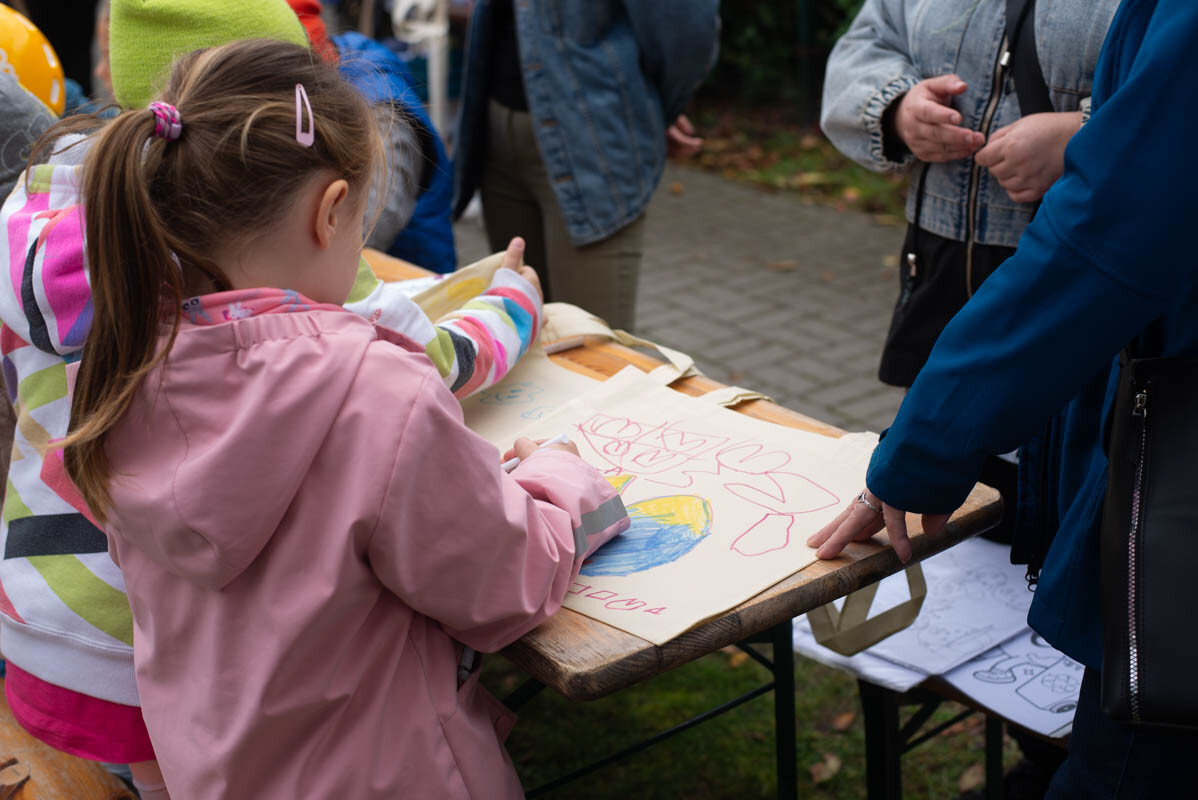 Edukacja ekologiczna przy piekaroku. / fot. Natalia Salwiczek