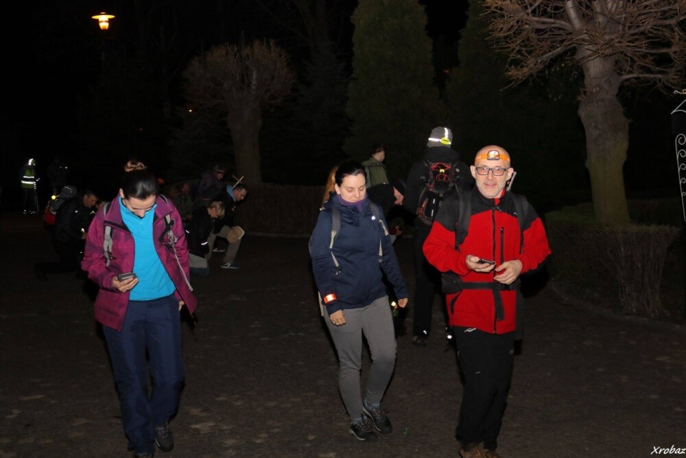 W ubiegły piątek ponad 200 osób wzięło udział w Ekstremalnej Drodze Krzyżowej. Uczestnicy mieli do pokonania nocą 41-kilometrową trasę prowadzącą przez Rudę Śląską, Chorzów, Katowice i Mikołów.