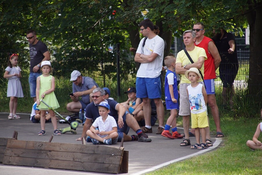 Eliminacje Mistrzostw Polski modeli samochodów zdalnie sterowanych ON- ROAD odbyły się w weekend w Rudzie Śląskiej - Wirku.